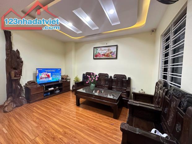 KĐT Ao Sào, Phân lô 2 thoáng, Ô tô tránh, Gara, dt 70m2, 5 tầng, mt 5m, Giá 20.6 tỷ.