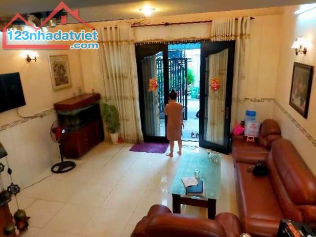 Bán Nhà Đường Số 2,BHHA,Bình Tân,Giáp Mã Lò 112m2 - 8m x 16m - 3 Tầng - 9,4 Tỷ TL - 2
