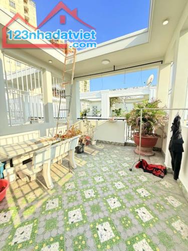 🏠Bán nhà 4 tầng - Trương Định Hội Q8 - 50m2 - Hẻm 4m - Chỉ 5.5 tỷ !! - 3