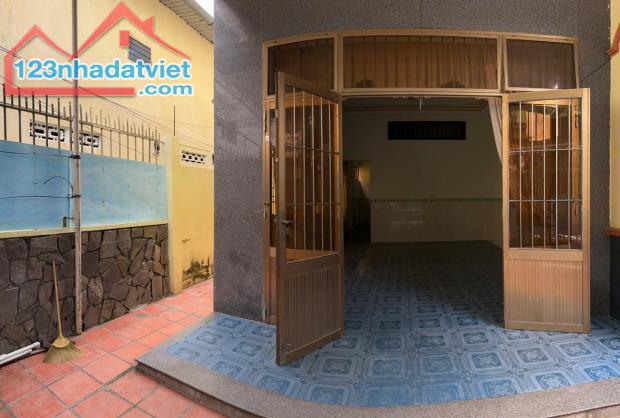 Bán Nhà 3 tầng đường ô tô 4m Đường Lương Thế Vinh , Phường Phước Long ,Nha Trang  gần biển - 2