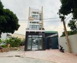 Bán Gấp Nhà Phố Ngang 5 Dĩ An Gần Làng Đại Học Full Nội Thất
