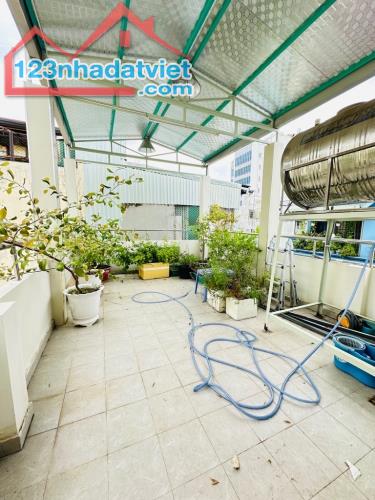 Phú Nhuận, vài bước ra mặt tiền Huỳnh Văn Bánh, 4 Tầng,4Pn, 79m2, mới ở ngay, 11.75 Tỷ