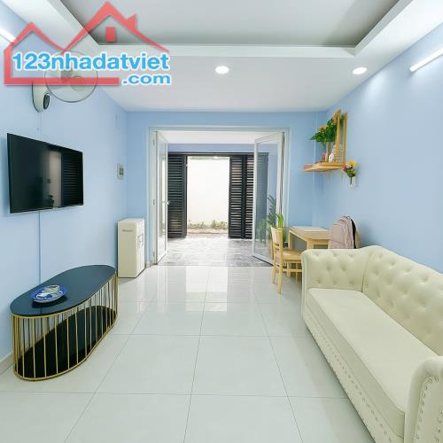 Thích hợp ở đông người hoặc làm CHDV, Hẻm xe hơi, 5 Tầng, 7Pn, Chỉ 5 Tỉ hơn - 1