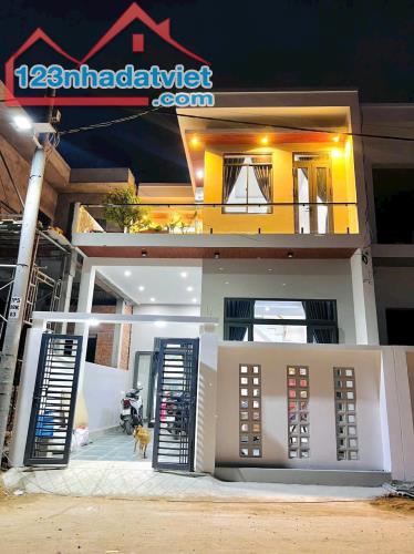 HOT... BUNG 12 LÔ F0 SHR CHỈ 1TY HƠN XÍU TRONG KDC GIÁP PHƯỜNG TÂN PHONG - 2