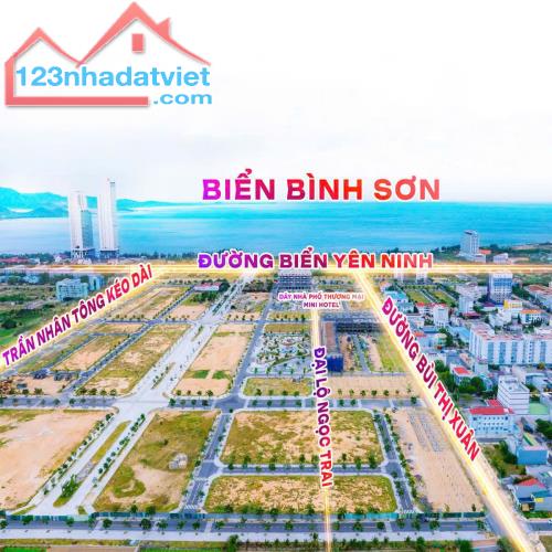 NHÀ PHỐ 4 TẦNG MẶT BIỂN SỔ ĐỎ SỞ HỮU LÂU DÀI GIÁ CHỈ 5 X TY NGAY BÌNH SƠN OCEAN PARK K2 - 1
