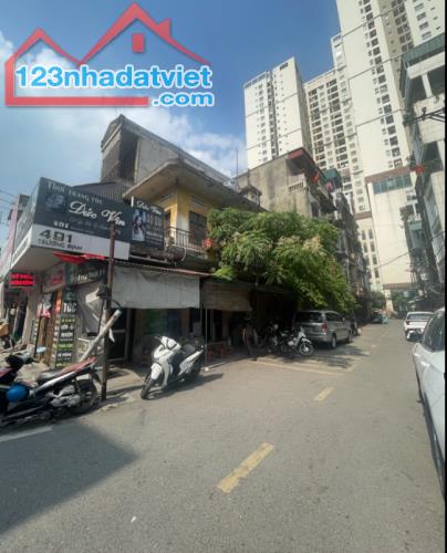 Hồ Linh Đàm - PHÂN LÔ Ô TÔ VÀO CỬA - 60m2 x 5 tầng - thang máy chạy vù vù - VIEW HỒ