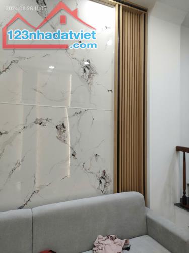 Bán gấp giá rẻ, thang máy, Hoàng Mai 45m, 7 tầng, mặt tiền 4m, 11.5 tỷ Hoàng Mai. - 3