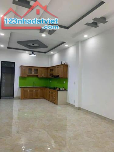 BÁN NHÀ MẶT PHỐ BÌNH TRỊ ĐÔNG - 80M2 - 4 TẦNG - 5PN - 6WC - 18 TỶ - SỔ HỒNG CHÍNH CHỦ - 3