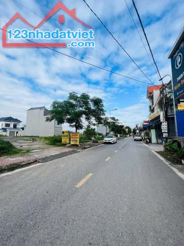 Duy Nhất lô 157 trục chính kinh doanh tốt- tuyến 2 thẳng 359 vào tại Khu Đô Thị Khau Da - 2