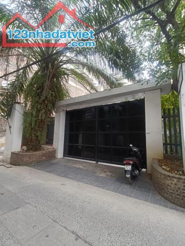 Liễu Giai 380M2 Mặt Tiền 10M 93 Tỷ Full Thổ Cư Ô TÔ Tránh Đỗ Xây Building