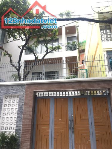 *Bán nhà 3 Tầng, mặt sông Chương Dương, gần Lê Văn Hưu, dt 100m2, giá chỉ 19,5 Tỷ TL