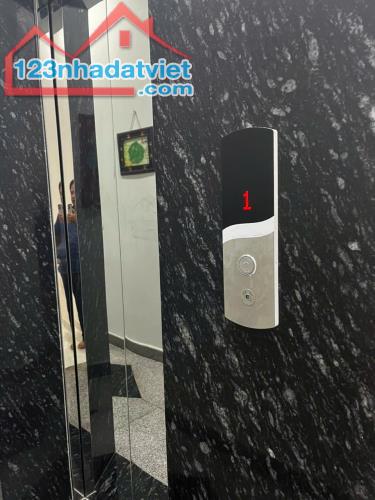 Bán Nhà HXH Mặt Tiền Đường Nguyễn Trãi, P. Nguyễn Cư Trinh, Q.1. Diện tích 4x25m, Giá 26 - 1
