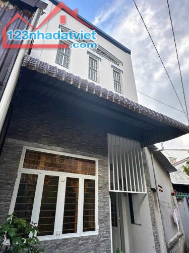 🦋 gấp gấp gấp trả nợ. căn 71m2, 1tỷ50chục ở Thạnh Lộc q12 sổ hồng riêng