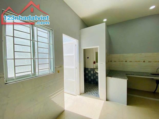 🦋 gấp gấp gấp trả nợ. căn 71m2, 1tỷ50chục ở Thạnh Lộc q12 sổ hồng riêng - 3