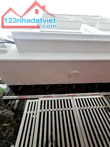 BÁN NHÀ PHỐ ĐẠI TỪ HOÀNG MAI 7.5 TỶ 33M2 6 TẦNG THANG MÁY NHÀ MỚI ĐẸP