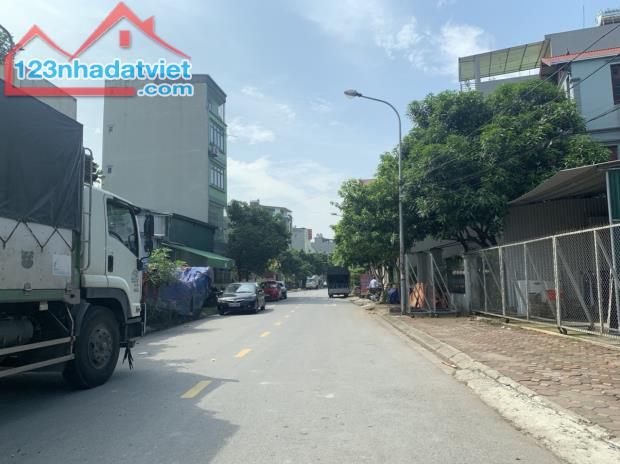 Bán lô góc 150m2 khu đô thị 31HA Trâu Quỳ, hàng hiếm, giá tương đối hấp dẫn