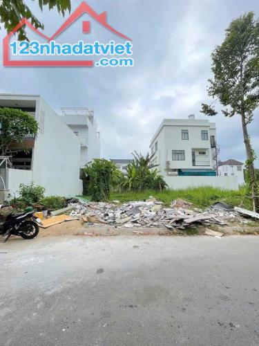 Em cần bán lô đất ngộp SHR 100m2 ngay trạm thu phí Bửu Long 100m2 full thổ cư