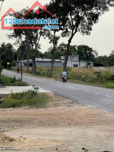 Do cần tiền kinh doanh, em cần ra đi mảnh đất ở Củ Chi - 3