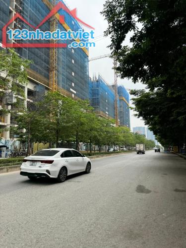 🌹#HOA HẬU PHÚ THƯỢNG - TÂY HỒ   15 m RA MẶT PHỐ Ô TÔ TRÁNH - 3