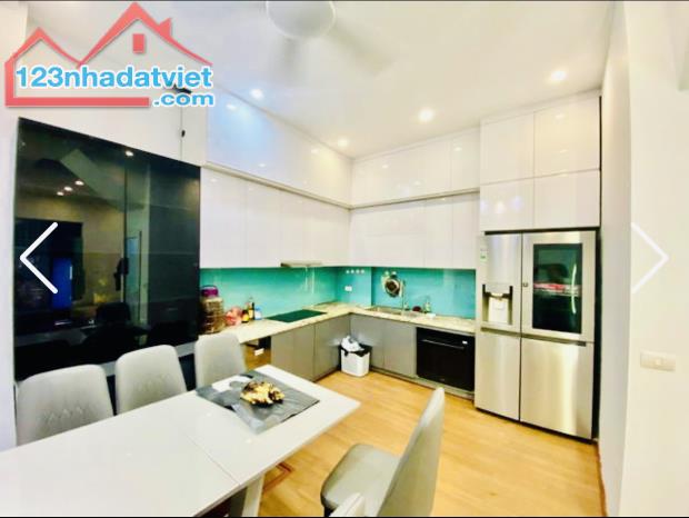 NÓNG HỔI!!!BÁN NHÀ TT MỄ TRÌ-41M-5T-6P.NGỦ-FULL NỘI THẤT-Ô TÔ ĐỖ CỔNG-CHỈ HƠN 8 TỶ - 5