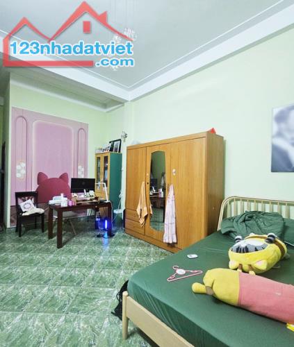 Nhà 4 tầng, Hẻm Xe Hơi, Hoàng Hoa Thám, Tân Bình, 4x25m, 101m2, chỉ 13.9 tỷ TL - 1