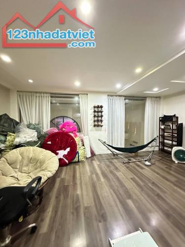 BÁN NHÀ MẶT TIỀN Lê Lăng, Tân Phú 4 tầng 148m2 (6,7x22). Nhà đẹp ở ngay. Giá chỉ 19 tỷ. - 1