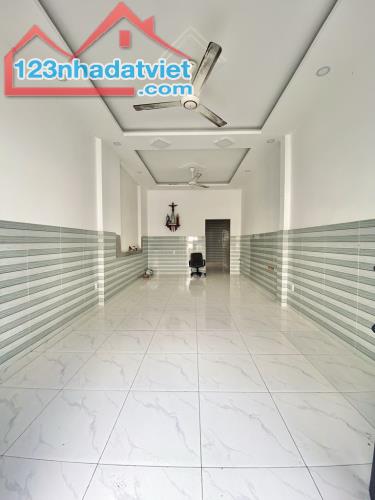 NHÀ GẤP BÁN - GẦN CV LÀNG HOA & CHỢ THẠCH ĐÀ GV - DT ( 5,7 × 14,5 ) - 2 TẦNG CHỈ 4.X TỶ - 1
