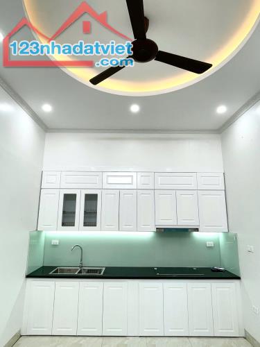 Bán nhà Ngọc Trục, Đại Mỗ, Nam Từ Liêm nhà đẹp ô tô đỗ cửa dt 43m 5t mt 4,5m giá 6,8 tỷ - 5