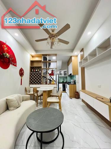 CHỈ 5,5 TỶ- NHÀ ĐỘI CẤN-BA ĐÌNH, 26M,4 TẦNG, NGÕ SIÊU NÔNG RỘNG - 1
