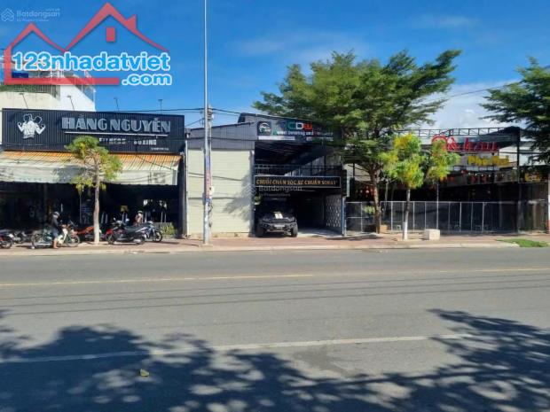 Cần bán 2 lô liền kề mặt tiền đường lớn Võ Văn Kiệt đối diện công viên gần siêu thị Lotte - 3