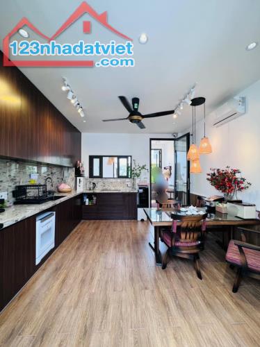 ++Bán nhà mặt tiền Năm Châu, p11, quận Tân Bình; (5*12) 3 tầng - 12,7 tỷ - 1