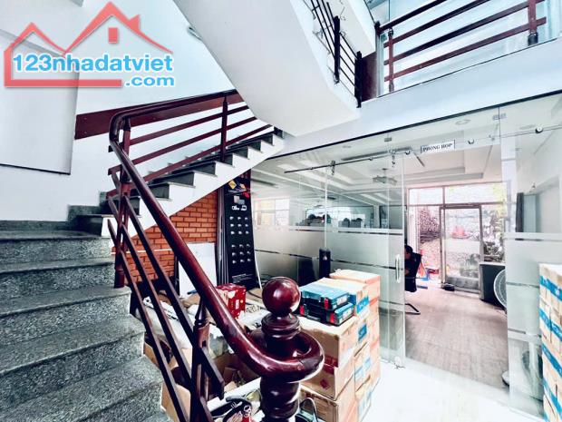 Mặt tiền hẻm 10m – Cống Lỡ - P15- Tân Bình – 4.5x18m – 4 tầng – Giá 10.7Tỷ - 3