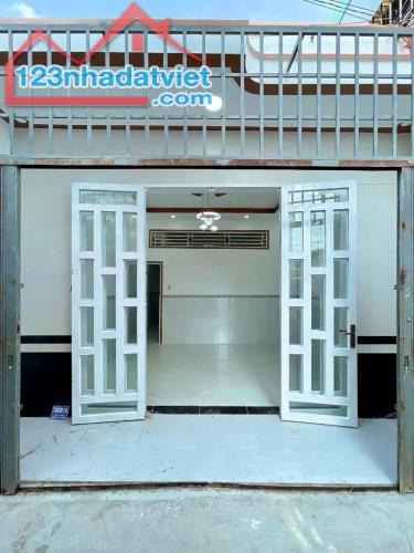 Kẹt tiền bán nhanh Căn nhà ở Trần Thị Cẩm tân Phú Trung Củ Chi 162m2 Sổ hồng Riêng 670tr