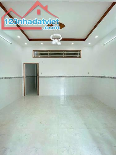 Kẹt tiền bán nhanh Căn nhà ở Trần Thị Cẩm tân Phú Trung Củ Chi 162m2 Sổ hồng Riêng 670tr - 2