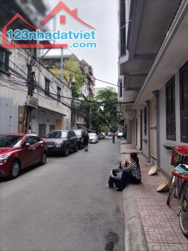 PHÂN LÔ PHƯƠNG LIỆT, NGÕ THÔNG, GẦN HỒ, Ô TÔ, KINH DOANH, NỘI THẬT XỊN, Ở NGAY.