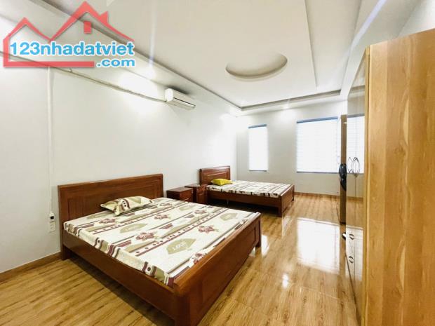 Cho thuê nhà Văn Cao, 4 phòng ngủ full đồ, DT: 55m2. - 4