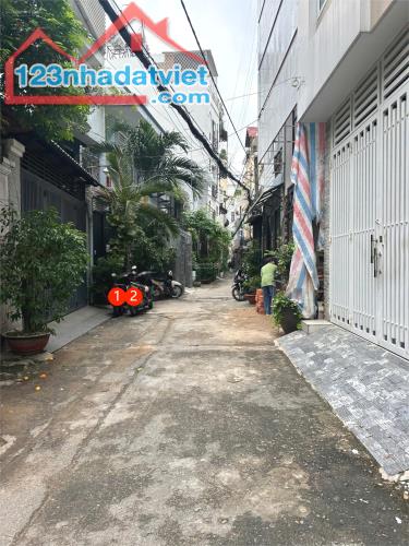 Bán nhà đường Tô Hiến Thành, Q.10, 96m², 9,x tỷ