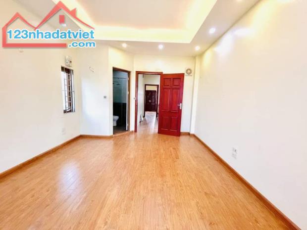 ⚜️ NHÀ MẶT HỒ HẠ ĐÌNH, 51M2 5T MT 4M, Ô TÔ TRÁNH, VỈA HÈ, SIÊU KD, CHỈ 13.8 TỶ ⚜️ - 2
