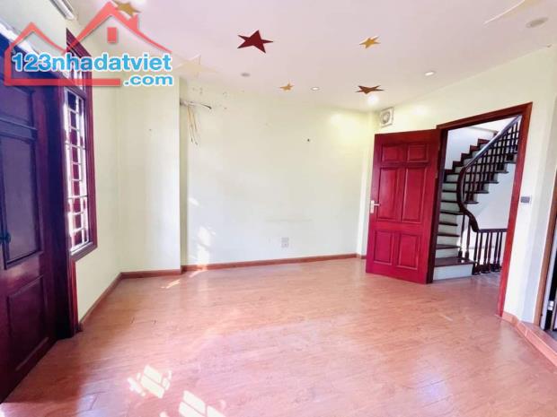 ⚜️ NHÀ MẶT HỒ HẠ ĐÌNH, 51M2 5T MT 4M, Ô TÔ TRÁNH, VỈA HÈ, SIÊU KD, CHỈ 13.8 TỶ ⚜️ - 4