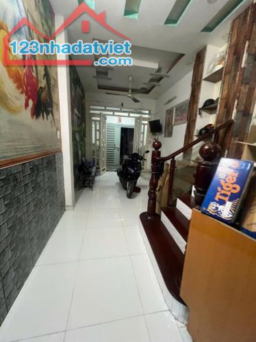 NGAY CẦU NHỊ THIÊN ĐƯỜNG P6 QUẬN 8 - NHÀ 62M2 2 TẦNG BTCT - HOÀN CÔNG - CHỈ 4.3 TỶ