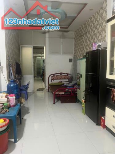 NGAY CẦU NHỊ THIÊN ĐƯỜNG P6 QUẬN 8 - NHÀ 62M2 2 TẦNG BTCT - HOÀN CÔNG - CHỈ 4.3 TỶ - 1