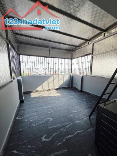 TÒA CĂN HỘ DỊCH VỤ 8 TẦNG – VƯƠNG THỪA VŨ – THANH XUÂN – SÁT PHỐ- Ô TÔ VÀO NHÀ - GIÁ 29 TỶ - 5
