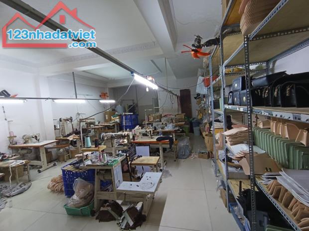 MT 12M VỈA HÈ KDC BÌNH HƯNG - NGAY TẠ QUANG BỬU P6 QUẬN 8 - 6X20M - 3 TẦNG BTCT - 11.5 TỶ - 3