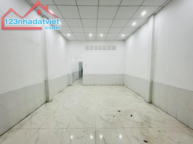 GẦN MẶT TIỀN - 10M RA HXH TRÁNH - GẦN EMART PHAN HUY ÍCH - THÔNG SỐ ĐẸP. - 3