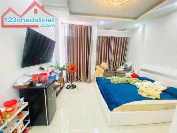 Bán nhà Khuất Duy Tiến, ô tô ngủ trong nhà, vài bước ra phố, 54m2, nhỉnh 10 tỷ - 2