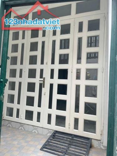 Chủ gửi:nhà 5,5 triệu 3 phòng ngủ gần Mít Nài