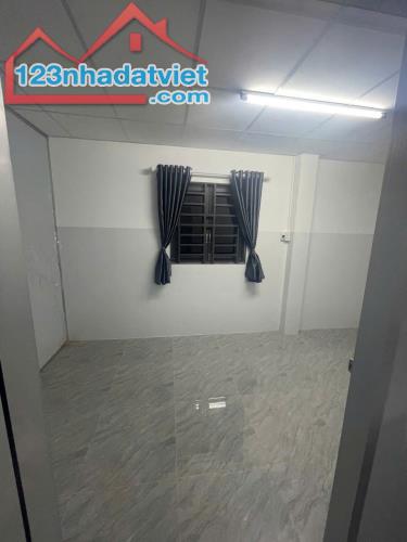 nhà 8,5 triệu mới 100 % gần trường đại học FPT - 2