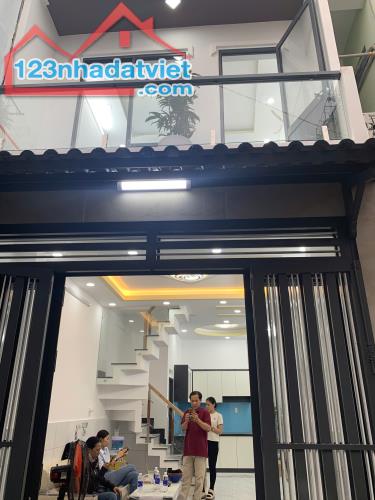 NHÀ NGAY GẦN AEON MALL TÂN PHÚ - DƯƠNG VĂN DƯƠNG – CHÙA LỚN ĐƯỜNG BÌNH LONG- SÁT MẶT TIỀN