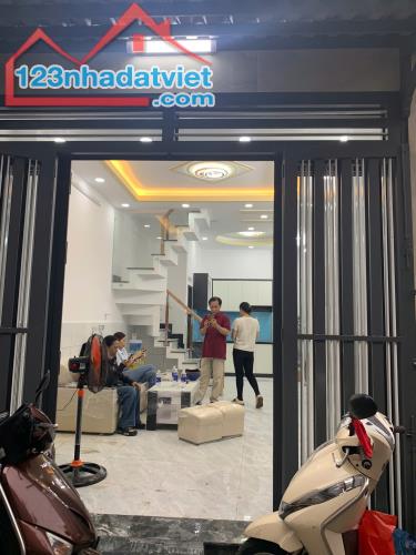 NHÀ NGAY GẦN AEON MALL TÂN PHÚ - DƯƠNG VĂN DƯƠNG – CHÙA LỚN ĐƯỜNG BÌNH LONG- SÁT MẶT TIỀN - 1