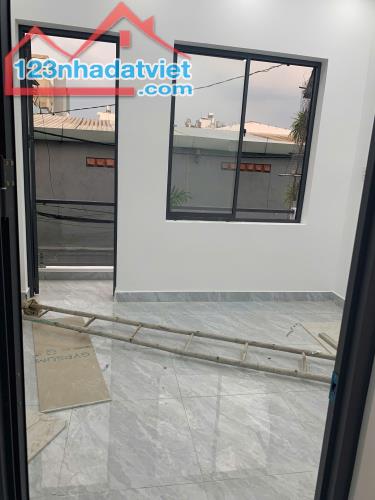 NHÀ NGAY GẦN AEON MALL TÂN PHÚ - DƯƠNG VĂN DƯƠNG – CHÙA LỚN ĐƯỜNG BÌNH LONG- SÁT MẶT TIỀN - 2